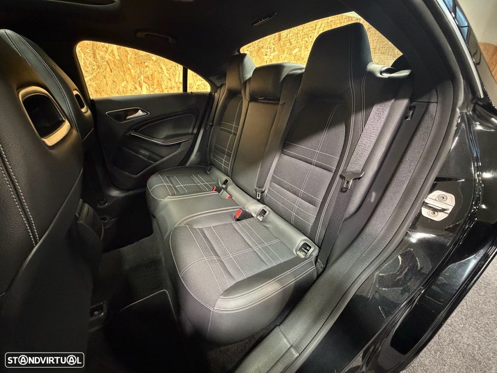 Mercedes-Benz CLA 220 CDi Urban Aut. - 22