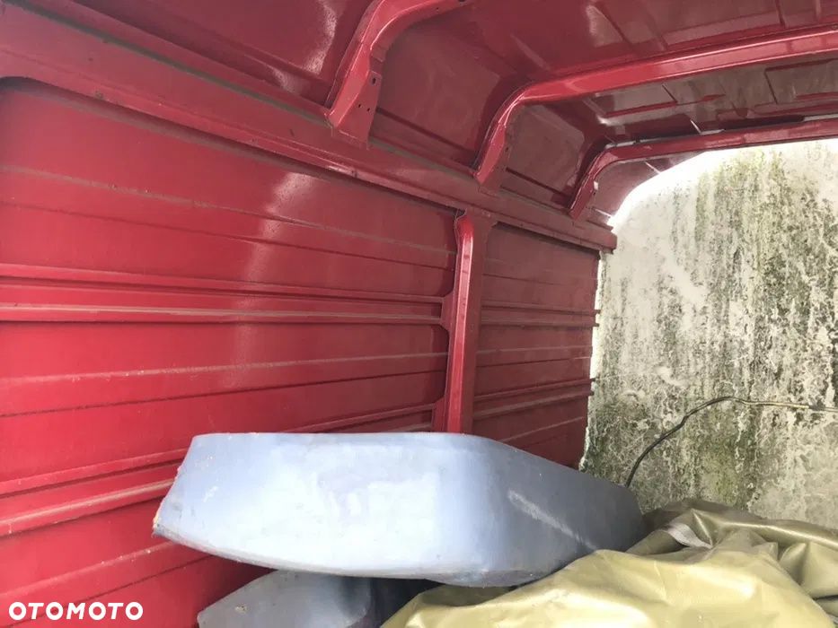 Ćwiartka karoserii tył lewy prawy mercedes vario 2010r - 2