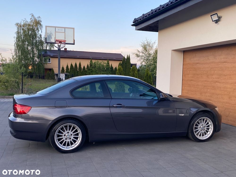 BMW Seria 3 320i M Sport Edition - 13