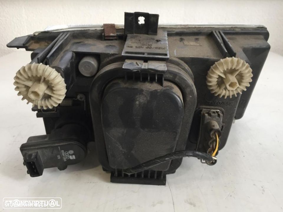 Farol optica frente esquerdo VW Caddy 97-03 - 2