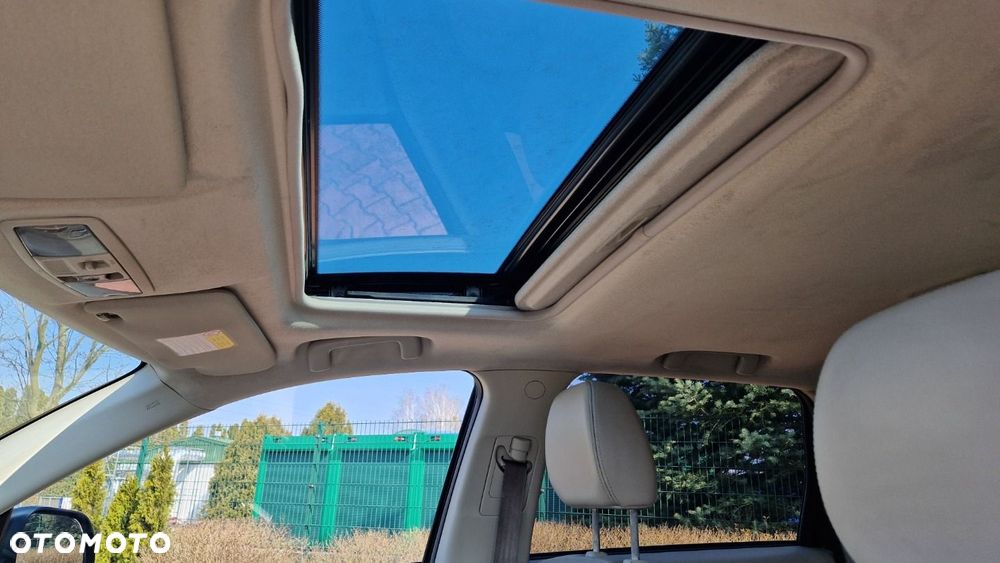 Mitsubishi Outlander 2.0 DI-D 4WD Invite - 14