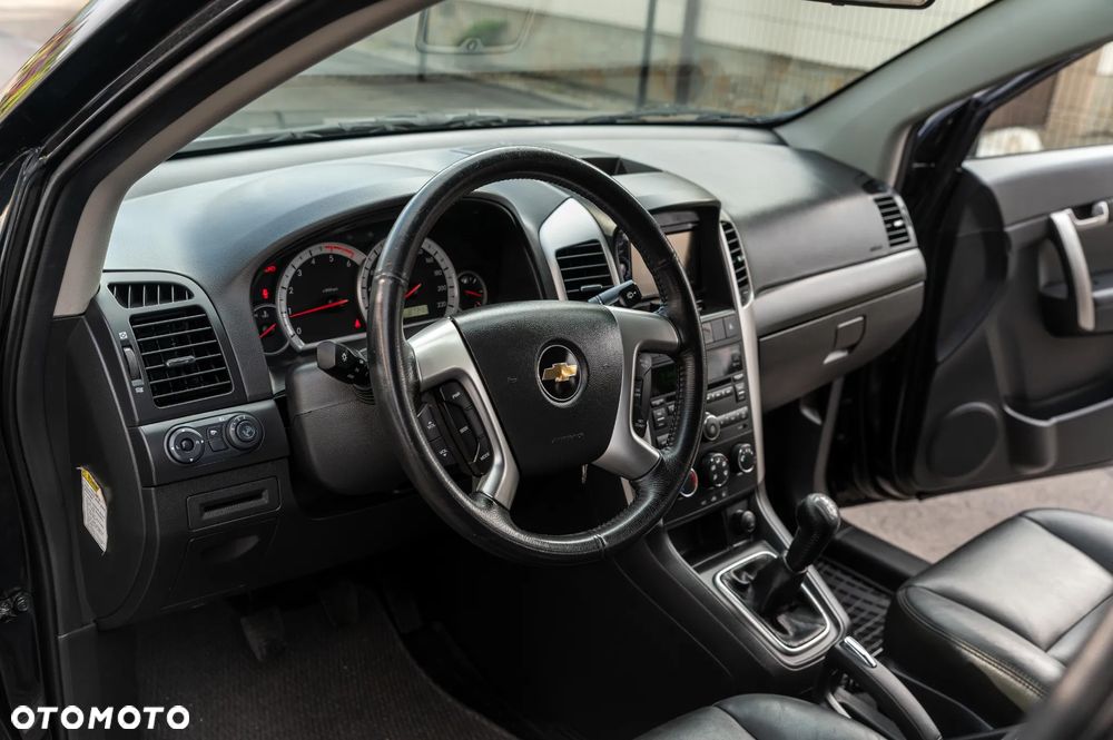 Chevrolet Captiva 2.0 d LS 5os - 35