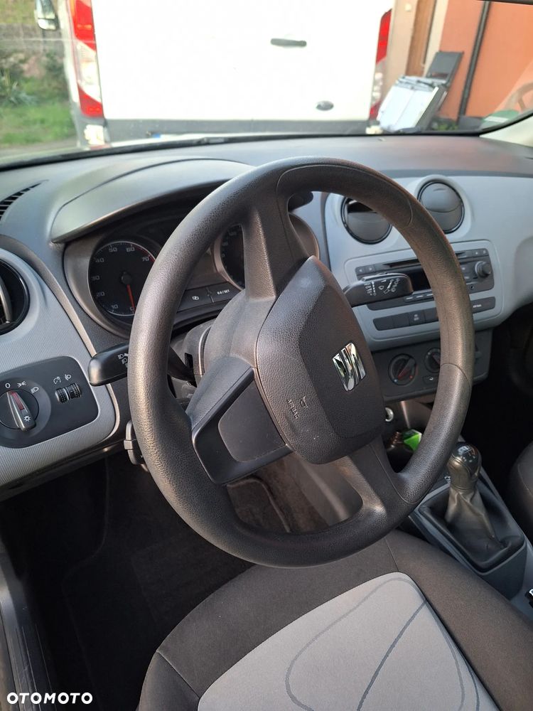 Seat Ibiza 1.4 16V Reference - 11