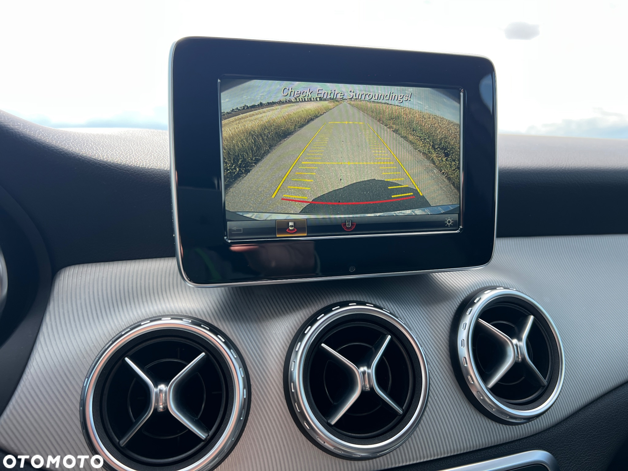 Mercedes-Benz GLA 250 4-Matic - 14