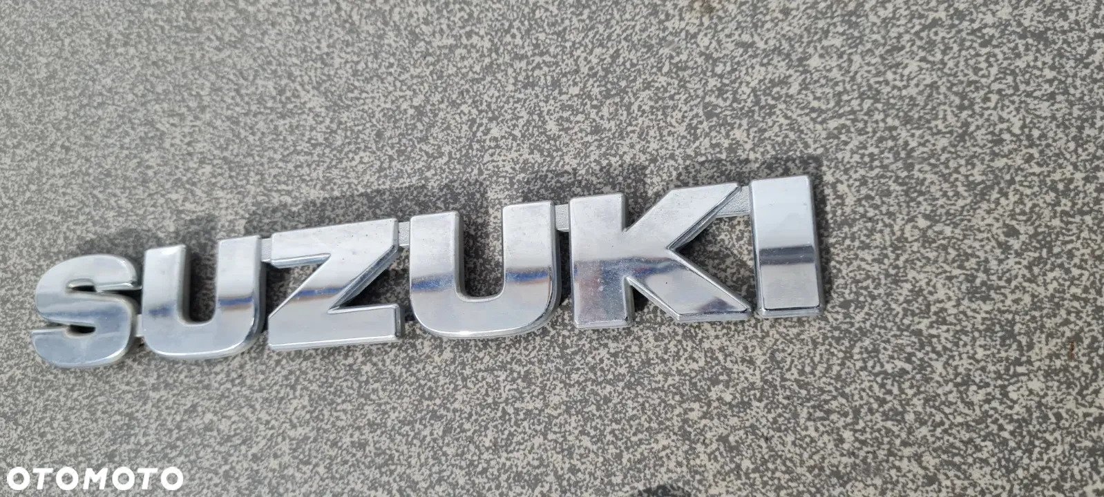 Suzuki Ignis II Emblemat Znaczek Klapy Bagażnika - 2