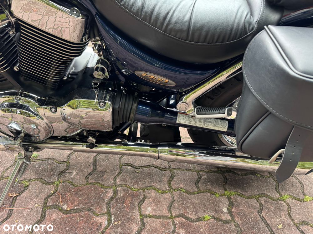 Suzuki Intruder - 17
