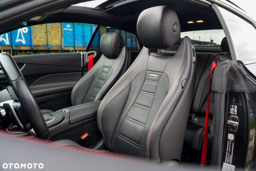 Mercedes-Benz Klasa E AMG 53 4-Matic+ 9G-TRONIC - 12