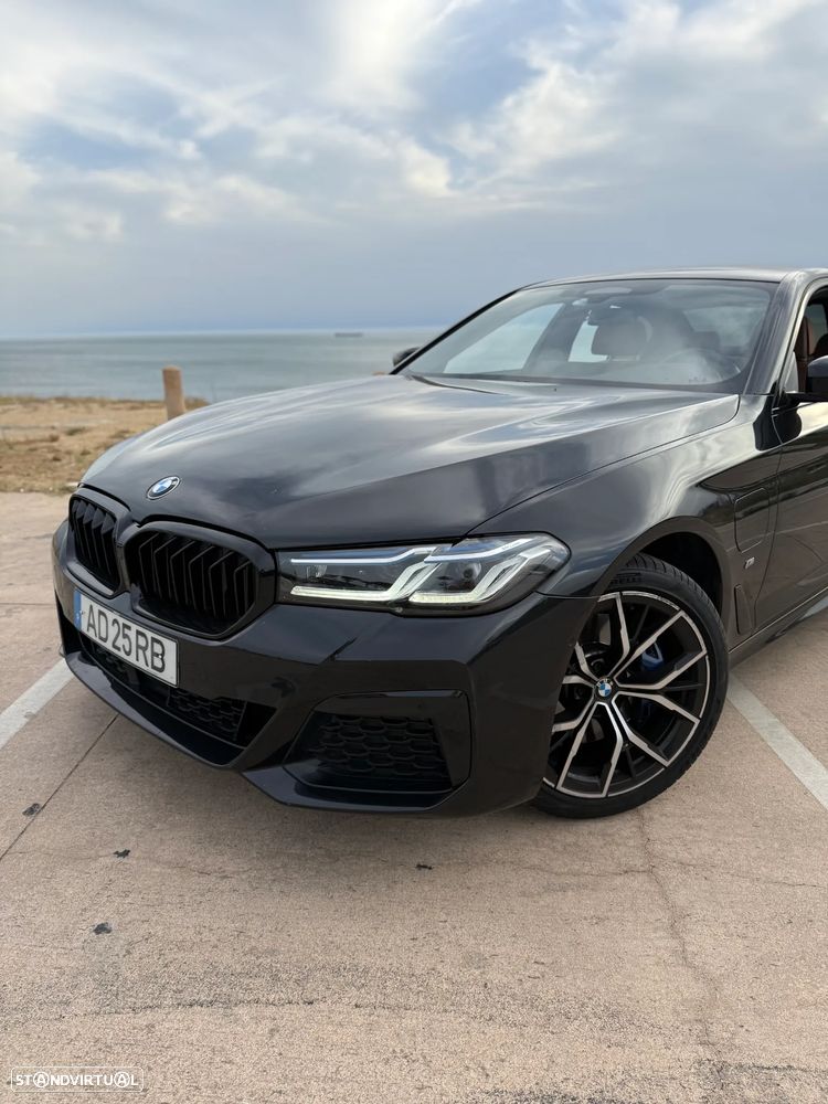 BMW 530 e Pack M - 14