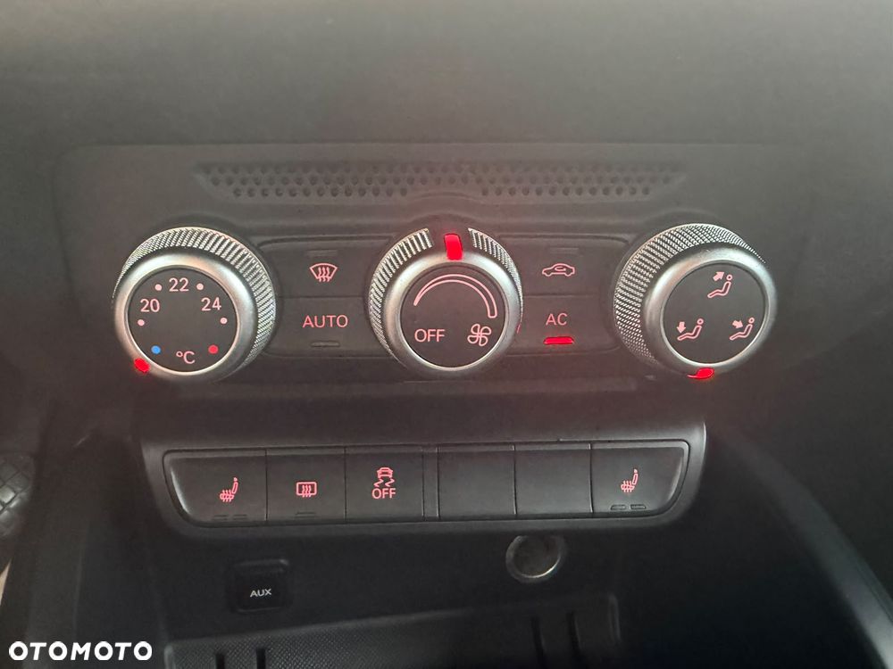 Audi A1 3-drzwiowe 1.6 TDI S line edition - 22