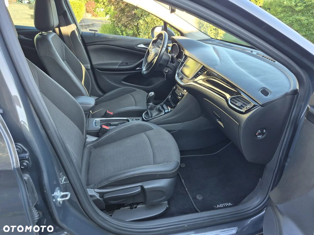 Opel Astra 1.6 CDTI Elite S&S - 9