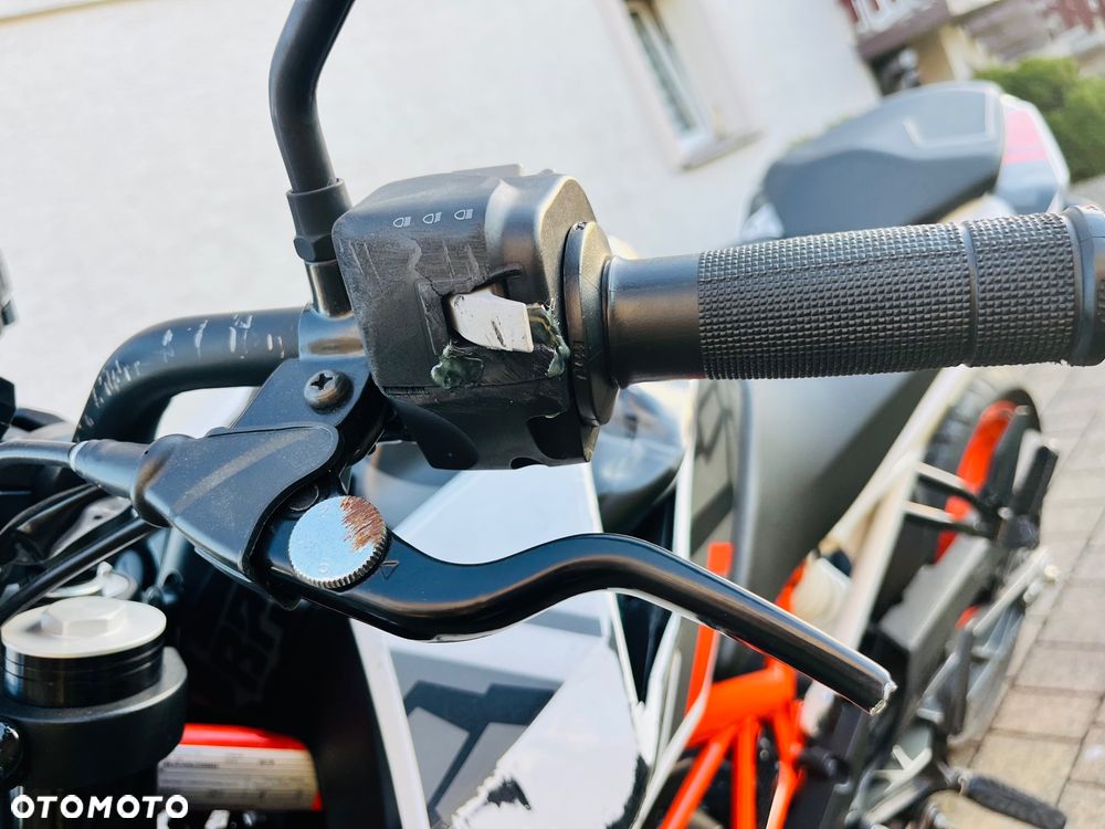 KTM Duke 390 - 13