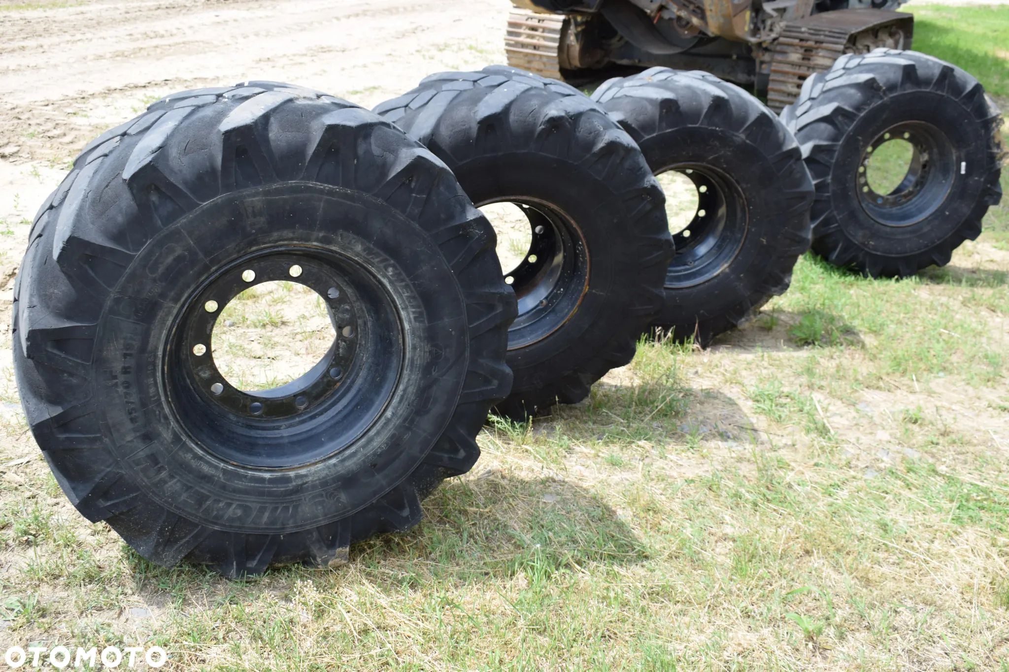 Koła R19 Michelin 18-19.5 do koparki 445/70 R 19.5 - 1