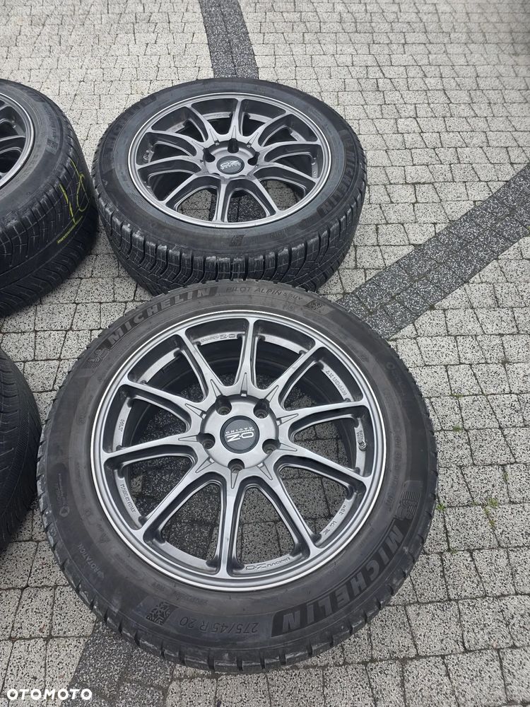 Felgi 4 sztuki aluminiowe OZ HYPER XT - 3