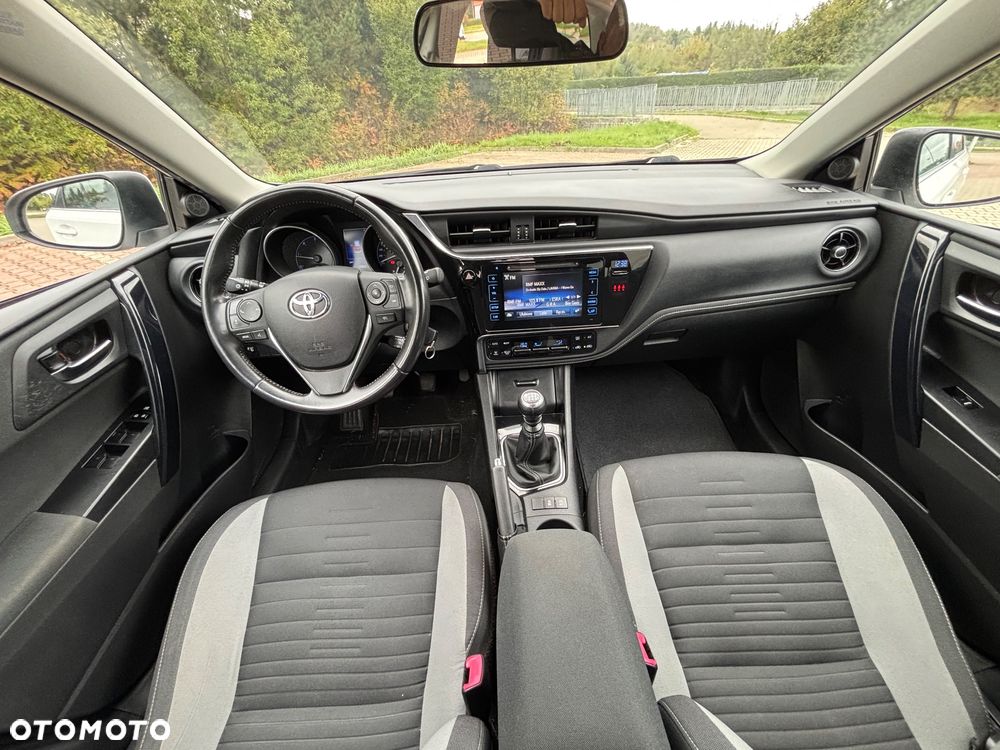 Toyota Auris 1.6 D-4D Comfort - 25