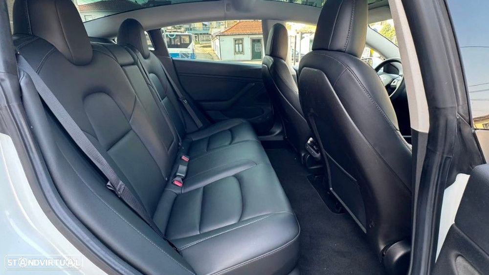 Tesla Model 3 Standard Range Plus RWD - 11