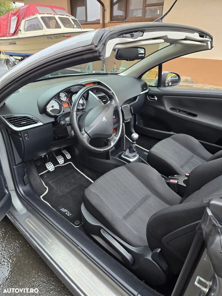 Peugeot 207 155 THP Premium - 10