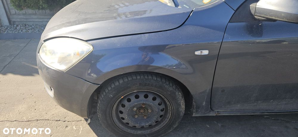 KIA CEED I SW 06-09 1.6 CRDI - RAMKA RADIA NAWIEWU - 19