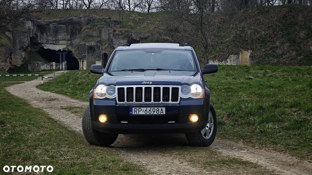 Jeep Grand Cherokee - 2