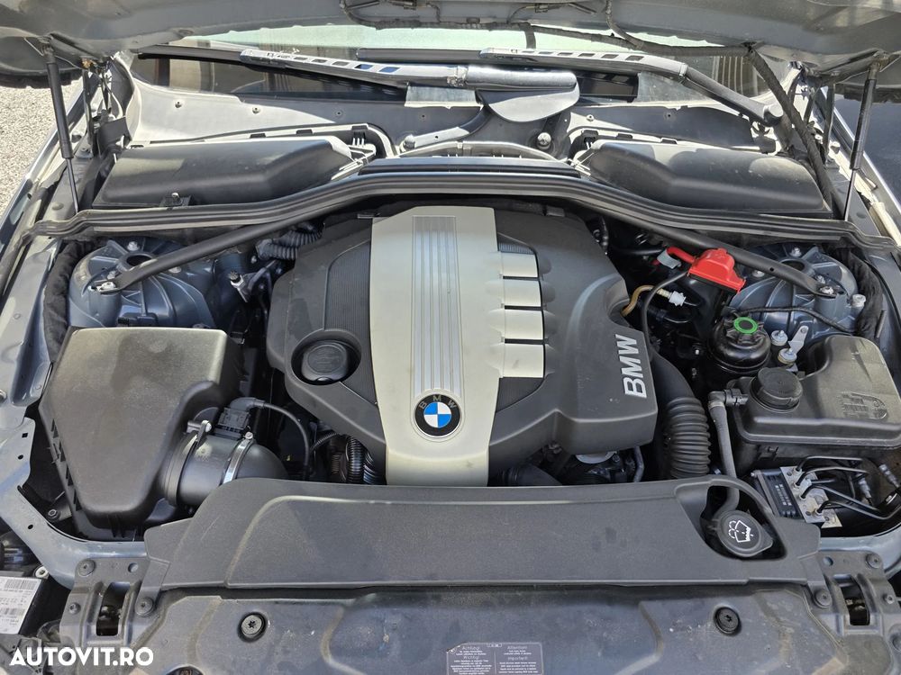 BMW Seria 5 520d Aut. - 18