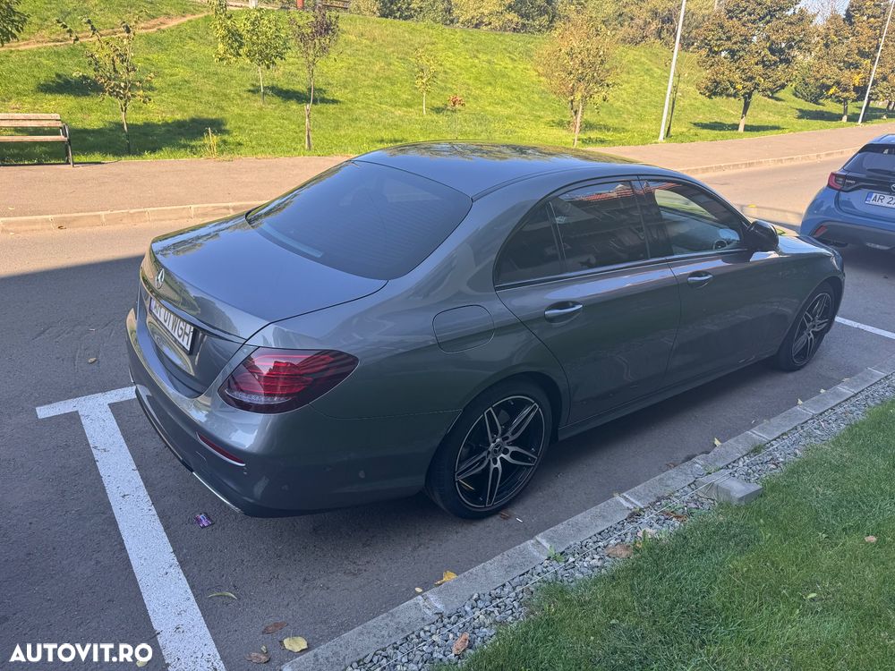 Mercedes-Benz E 400 d 4Matic T 9G-TRONIC AMG Line - 7
