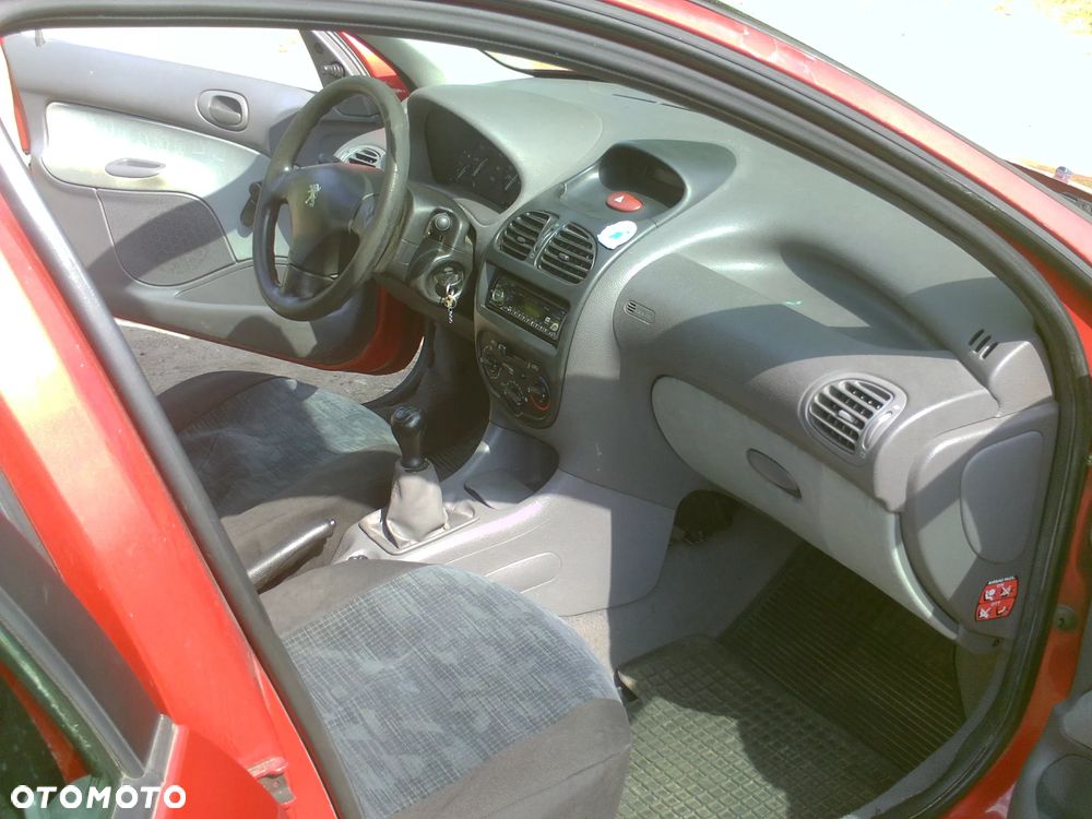 Peugeot 206 1.1 XR Presence - 22