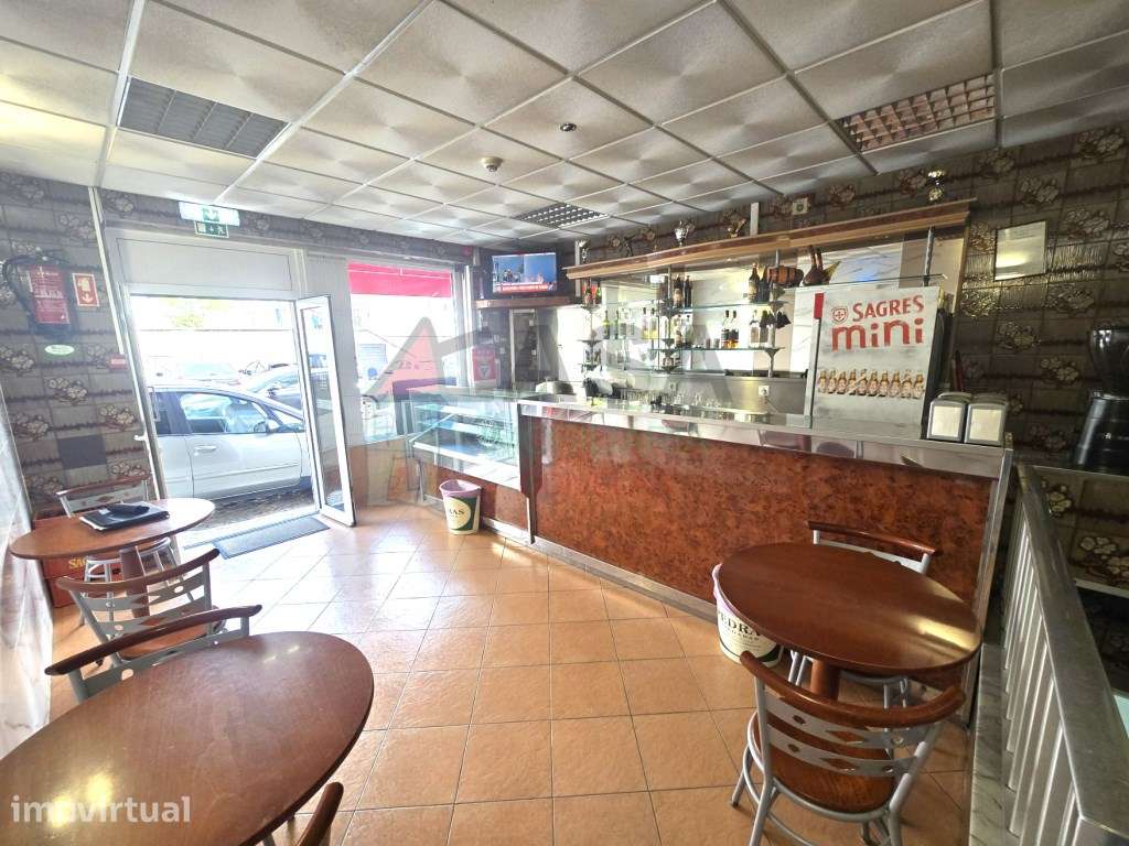 Restaurante em Funcionamento | 70 m² | Renda 200 € | Odivelas - Grande imagem: 2/24