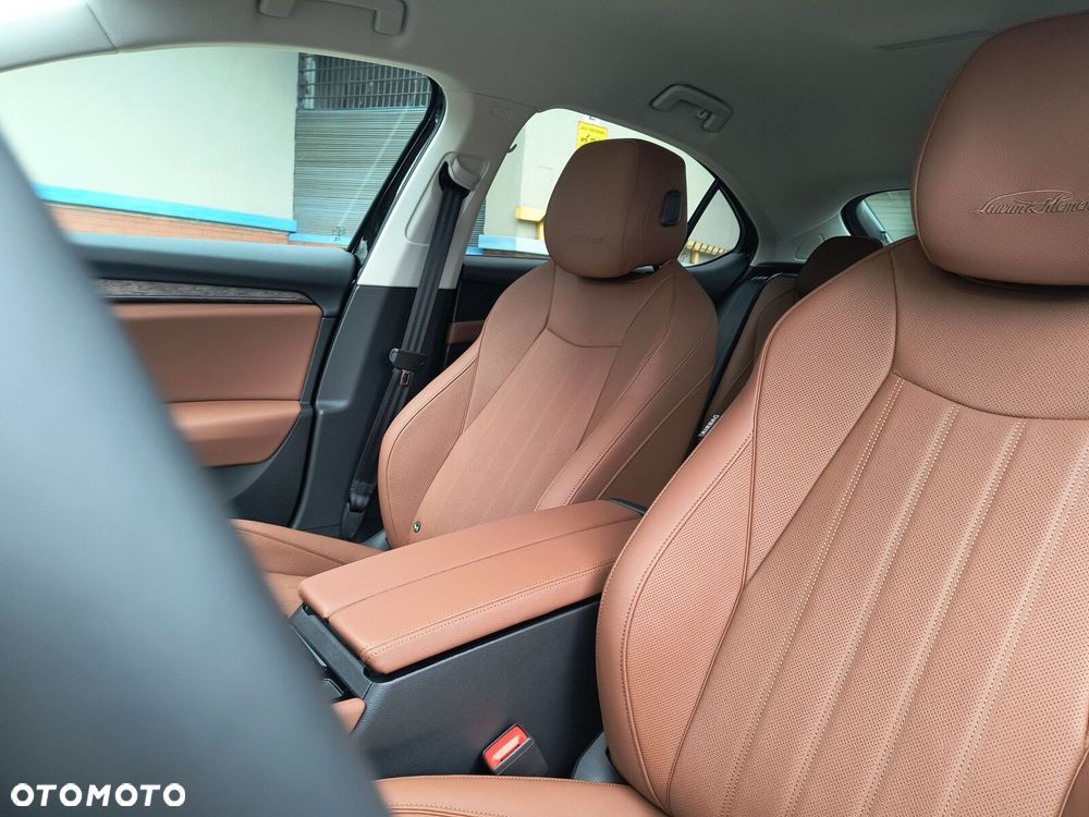 Skoda Superb 2.0 TDI SCR 4x4 L&K DSG - 12
