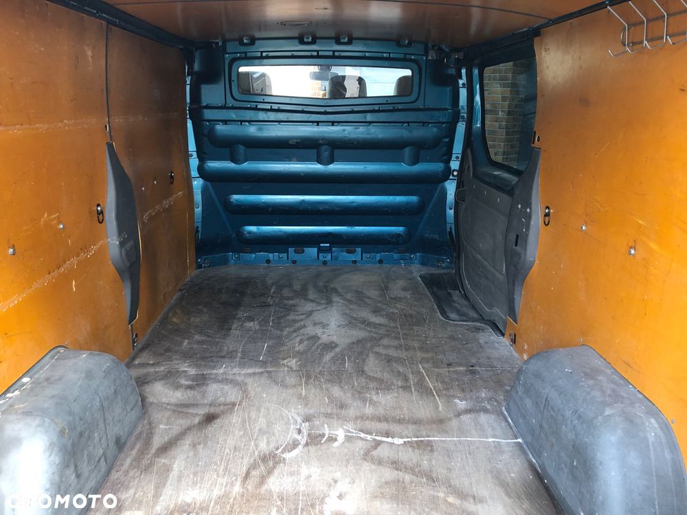 Renault Trafic - 8