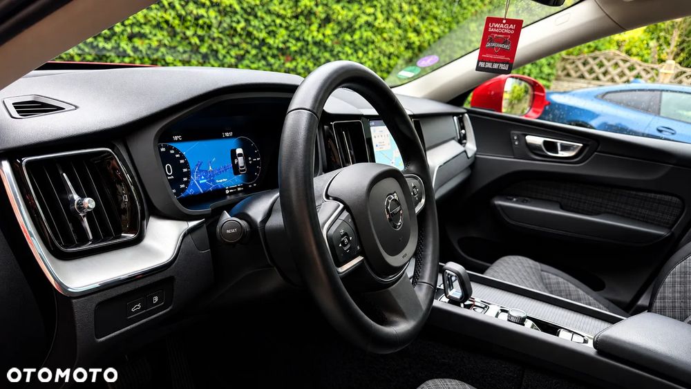 Volvo XC 60 T6 AWD Core - 18