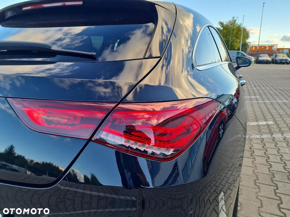 Mercedes-Benz CLA 200 AMG Line 7G-DCT - 17