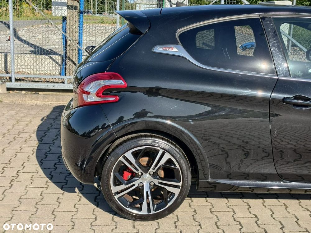 Peugeot 208 - 20