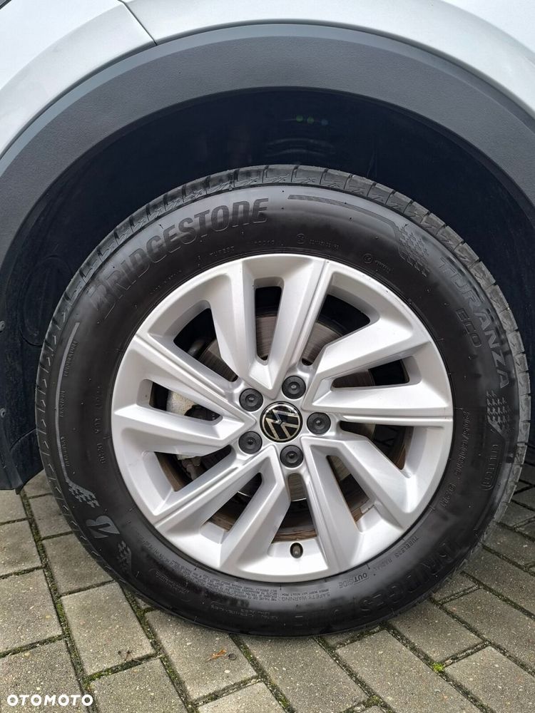Volkswagen T-Cross - 31