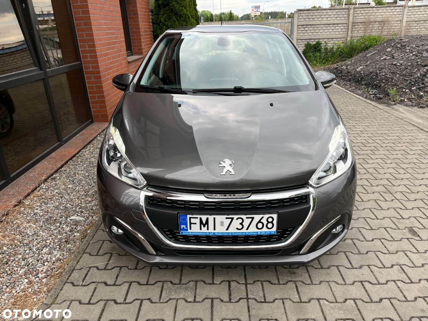 Peugeot 208 PureTech 82 Stop & Start Signature - 5