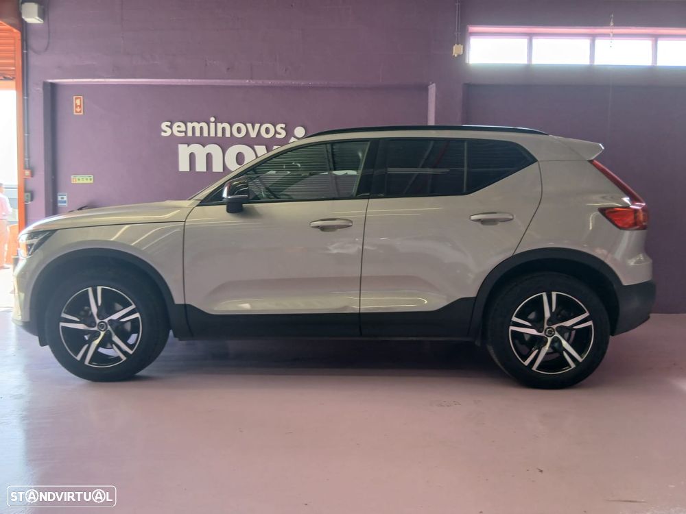 Volvo XC 40 1.5 T2 Plus Dark Auto - 3