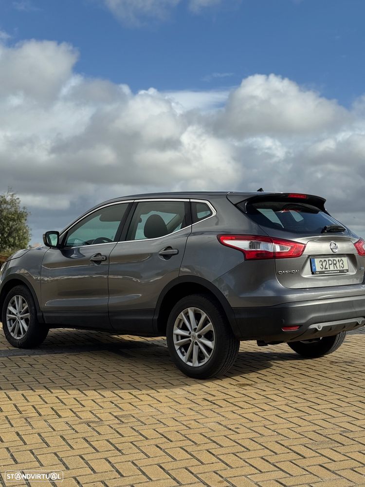 Nissan Qashqai 1.5 dCi 360 S - 6