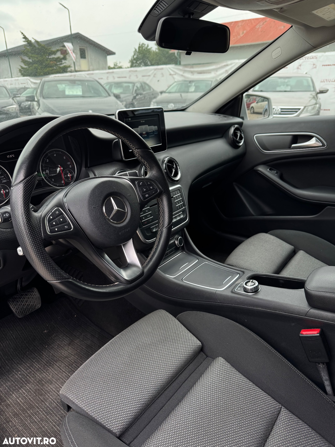 Mercedes-Benz A - 5