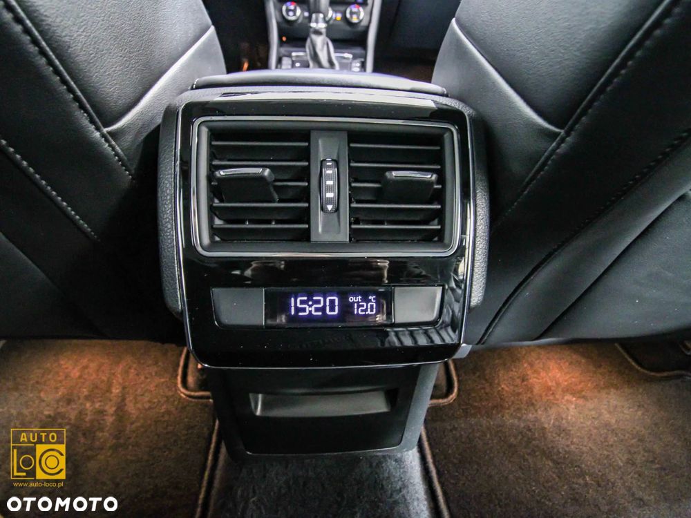 Skoda Superb 2.0 TDI Style DSG - 31