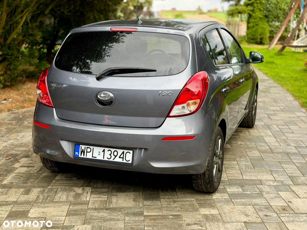Hyundai i20 - 21