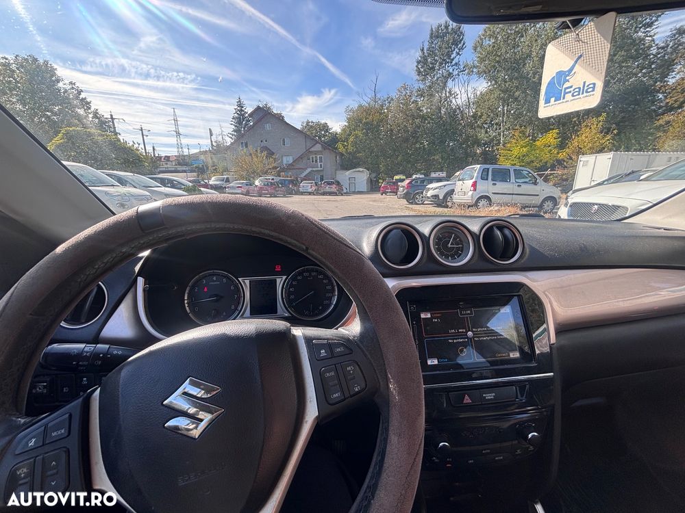 Suzuki Vitara - 8