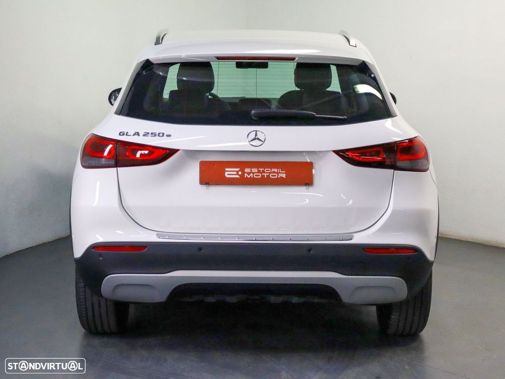 Mercedes-Benz GLA 250 e Style - 4