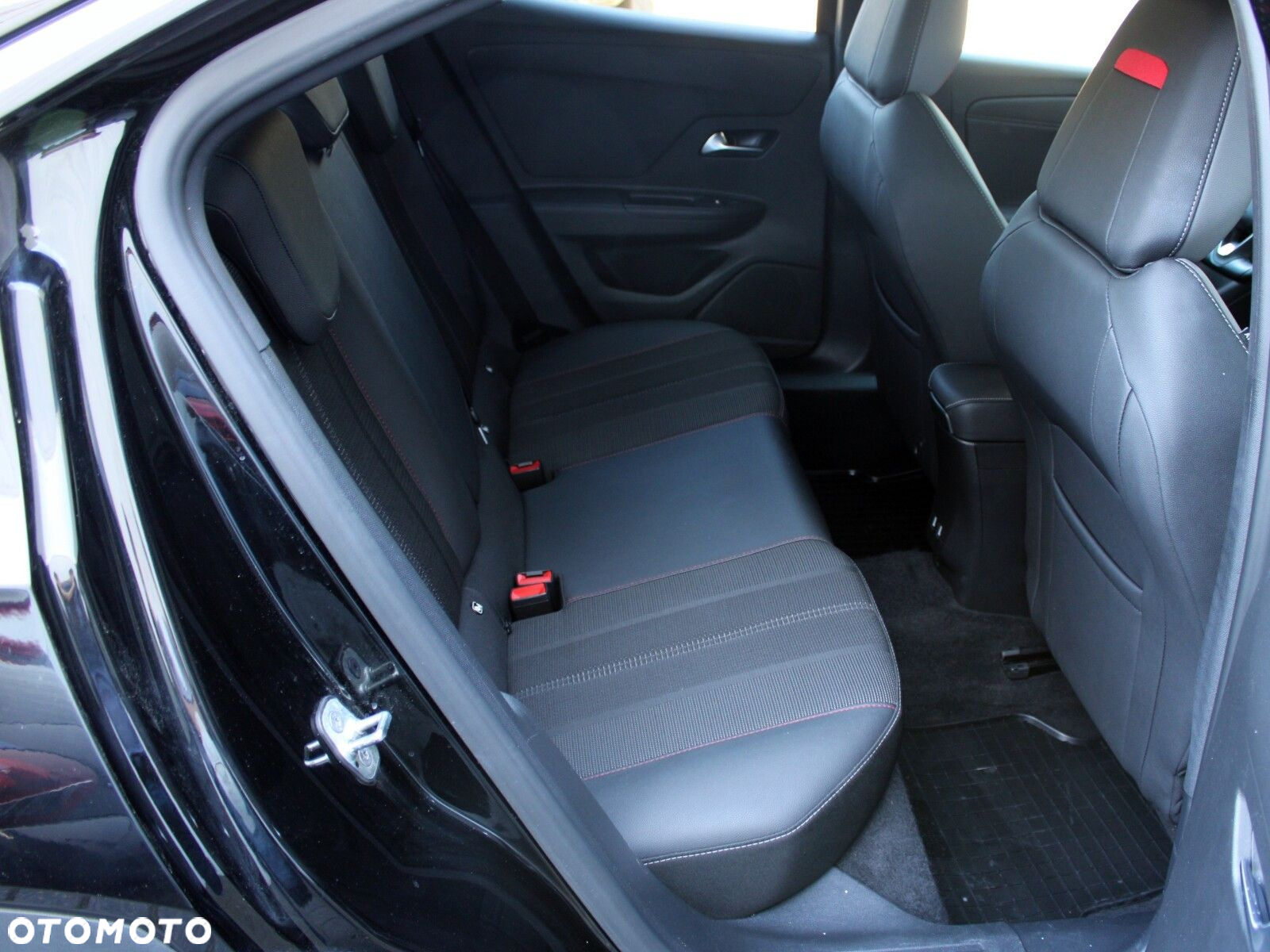 Opel Mokka 1.2 T GS S&S - 13