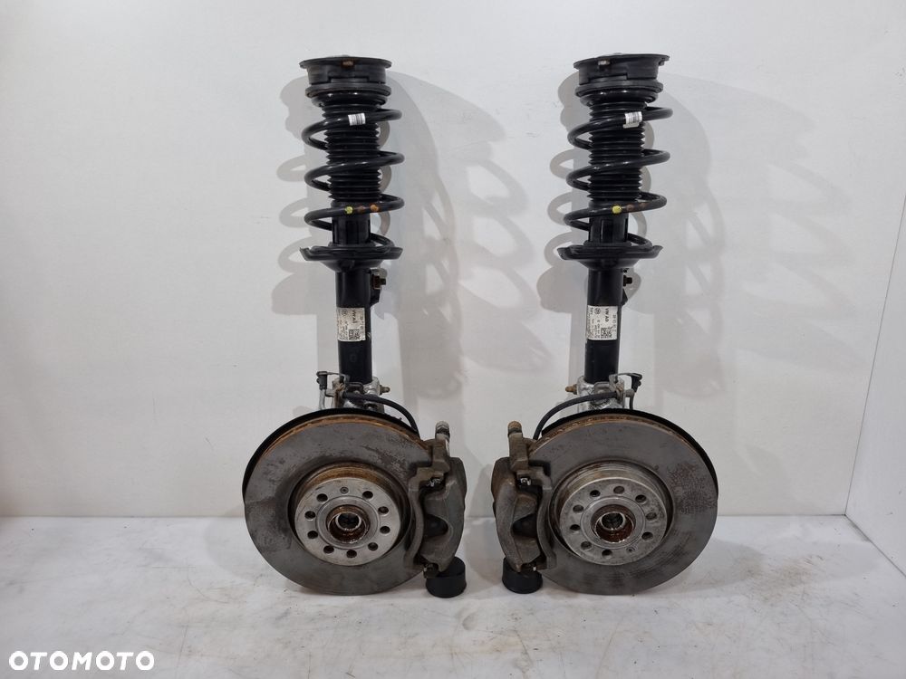 VW PASSAT B8 ARTEON 2.0 TDI 1.4 1.8 TSI ZWROTNICA LEWA PRAWA MCPHERSON LEWY PRAWY  3Q0413031CC 5Q0407258C 5Q0407257C - 1