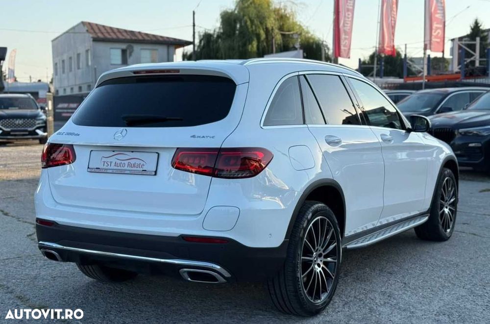 Mercedes-Benz GLC - 9