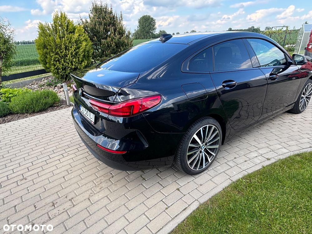 BMW Seria 2 218i - 2