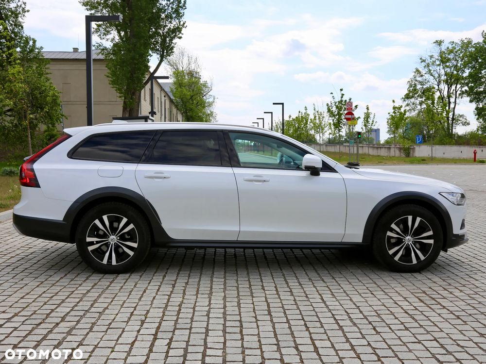 Volvo V90 Cross Country B4 D AWD Plus - 6