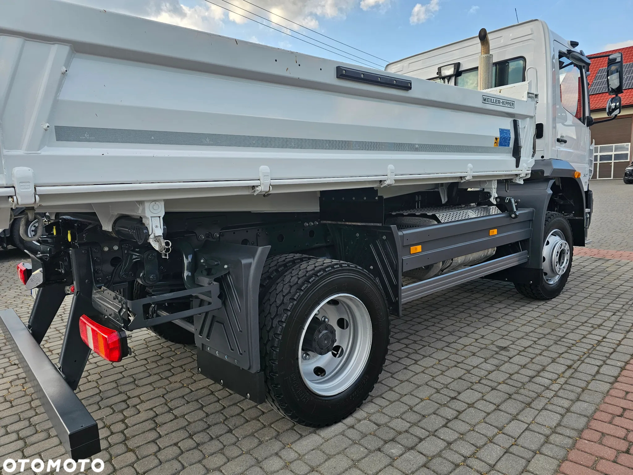 Mercedes-Benz ATEGO 1627 WYWROTKA 4X4 P.NOWA! - 9
