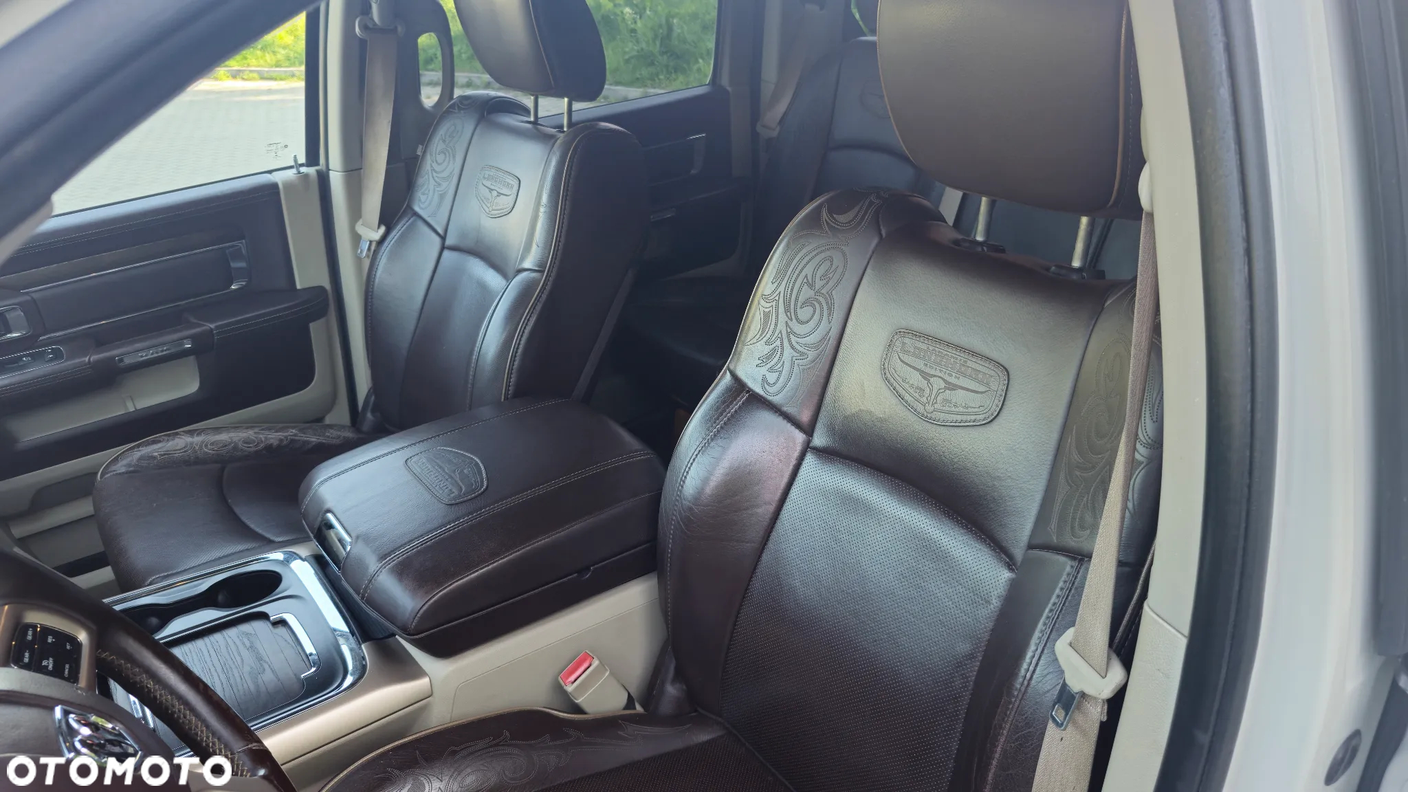 Dodge RAM 1500 5.7 4x4 - 13