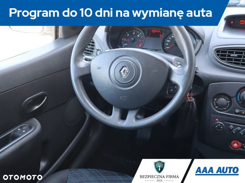 Renault Clio - 8