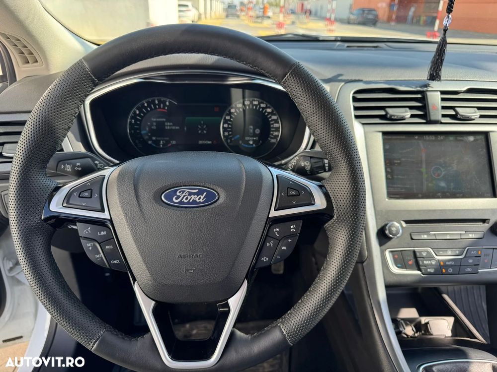 Ford Mondeo 1.6 TDCi ECOnetic Start-Stopp Titanium - 24