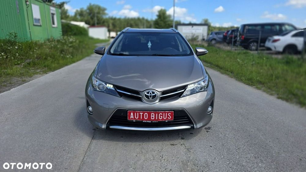Toyota Auris - 3